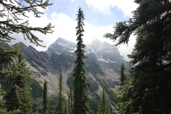 Lake-Louise-Banff-National-Park-Canada-Tallypack-Travel